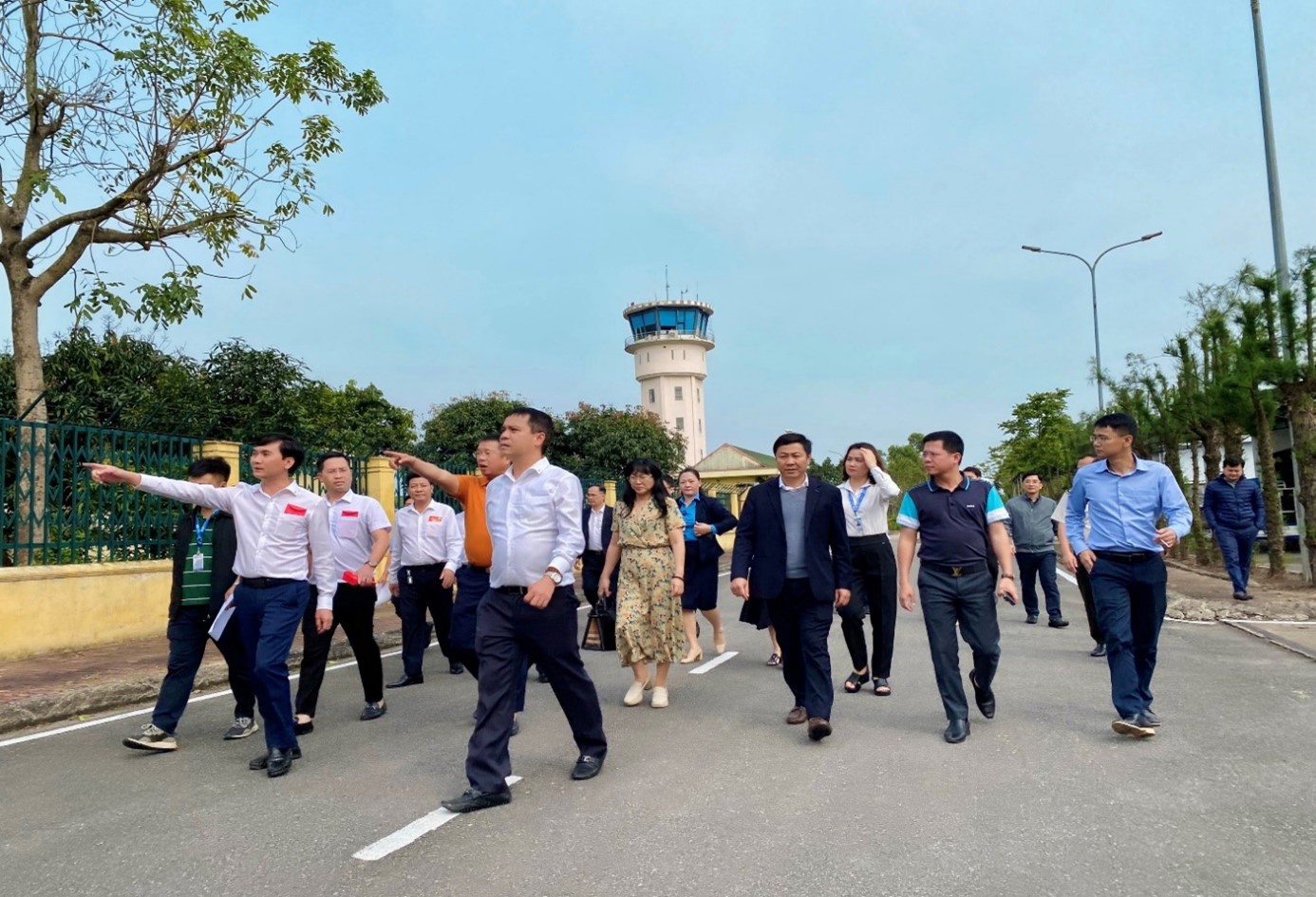 Tổng Giám đốc Tổng công ty Cảng hàng không Việt Nam thăm và kiểm tra ...